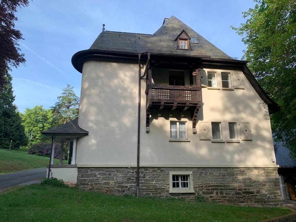 Haus Rheinberg Gaestehaus Apartment Lorch am Rhein Exterior photo